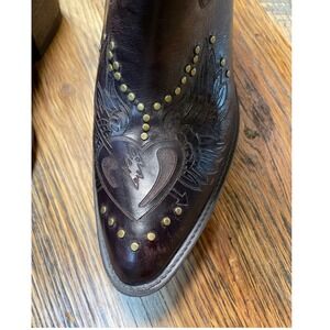 Guess Womens Leather Cowgirl Boots Brown Broken Heart Accent Brass Studded Heel